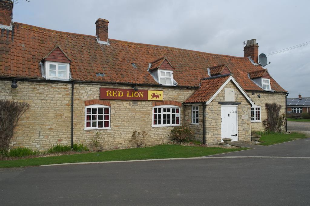 ホテル Red Lion Dunston Branston エクステリア 写真